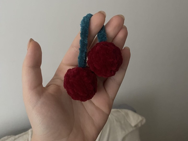 brelok wiśnie.jpeg